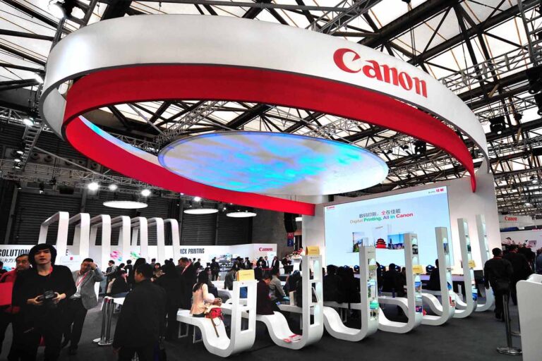 Immersive visitor experience designed for the Canon exhibition project.